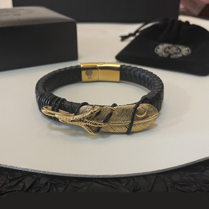 Ch**me He**ts bracelets